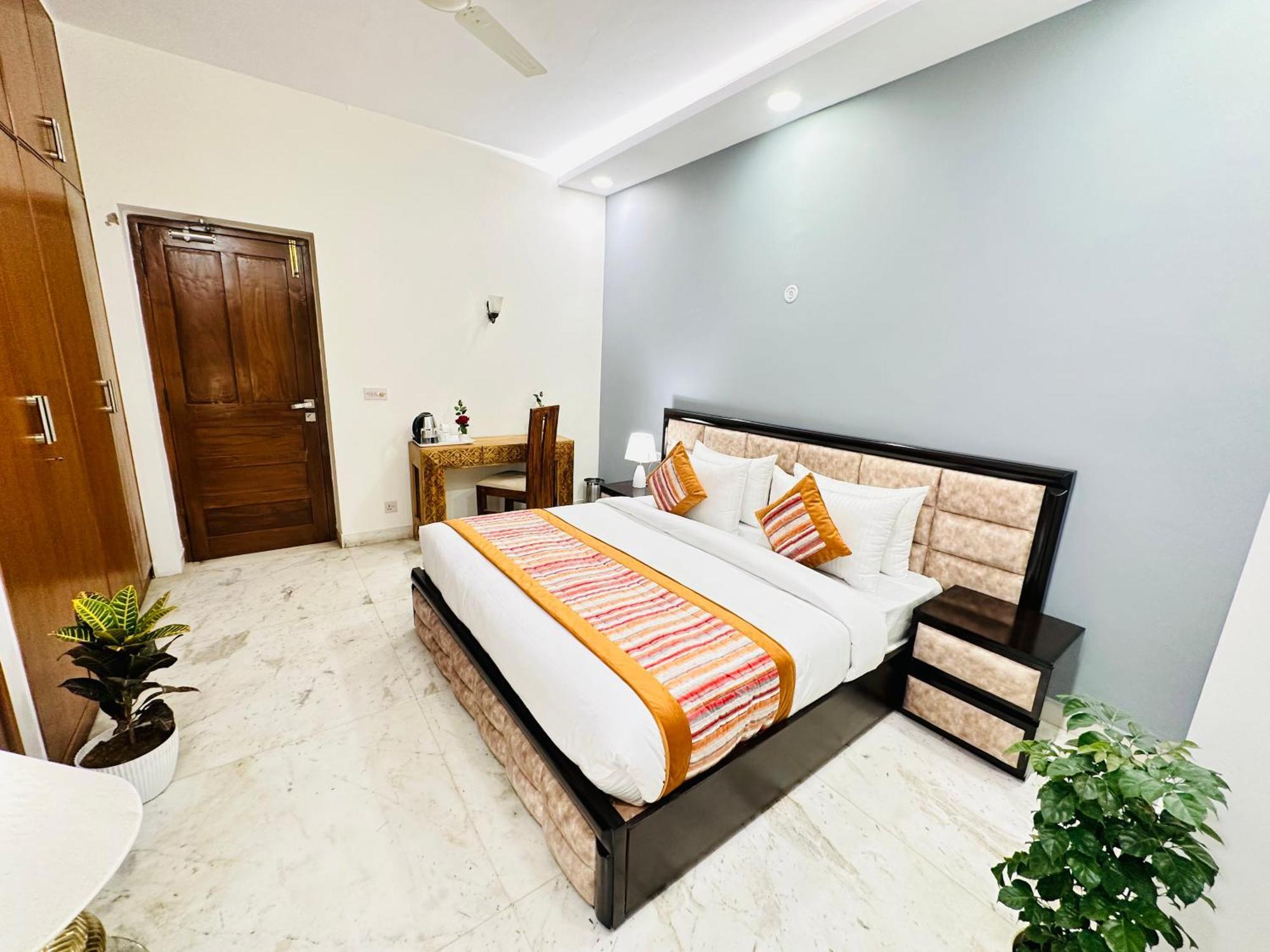 Hotel Grove Residency Hauz Khas New Delhi Couple Friendly Esterno foto