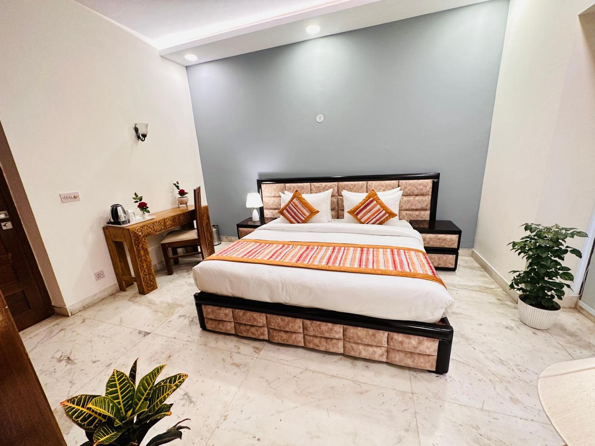 Hotel Grove Residency Hauz Khas New Delhi Couple Friendly Esterno foto